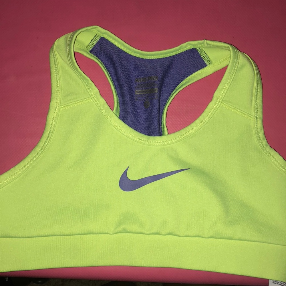 Nike sports bra